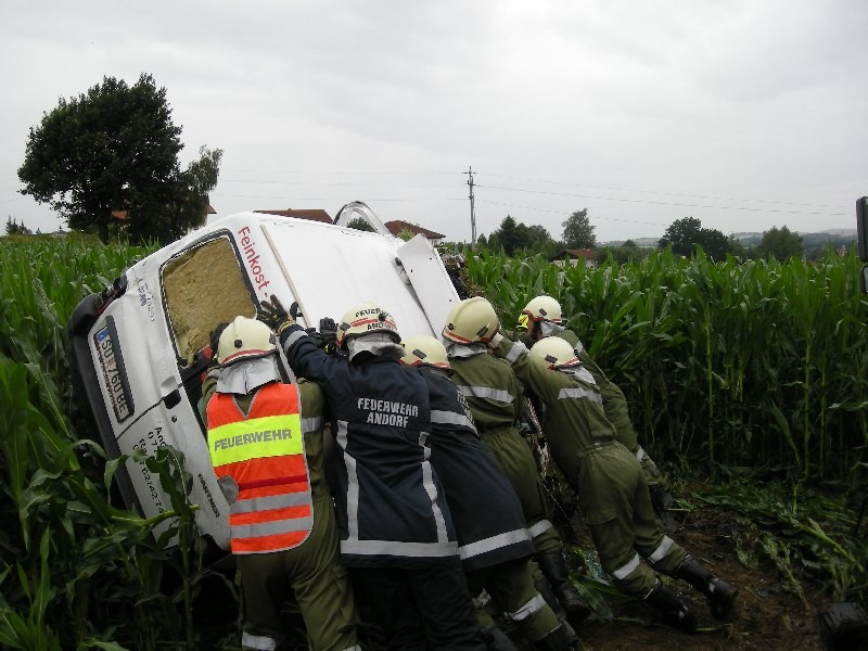 Verkehrsunfall 004.jpg